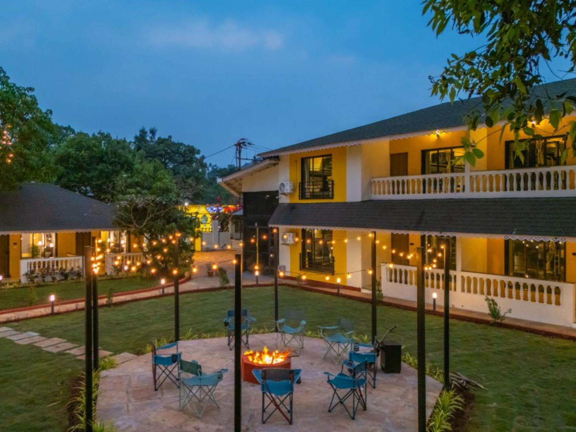 The Hosteller Lonavala, City Centre Buitenkant foto