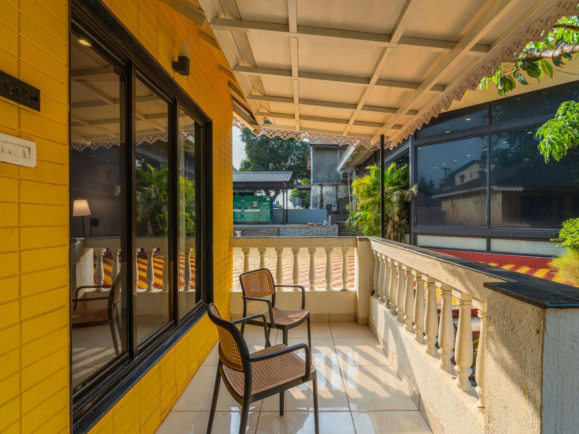 The Hosteller Lonavala, City Centre Buitenkant foto