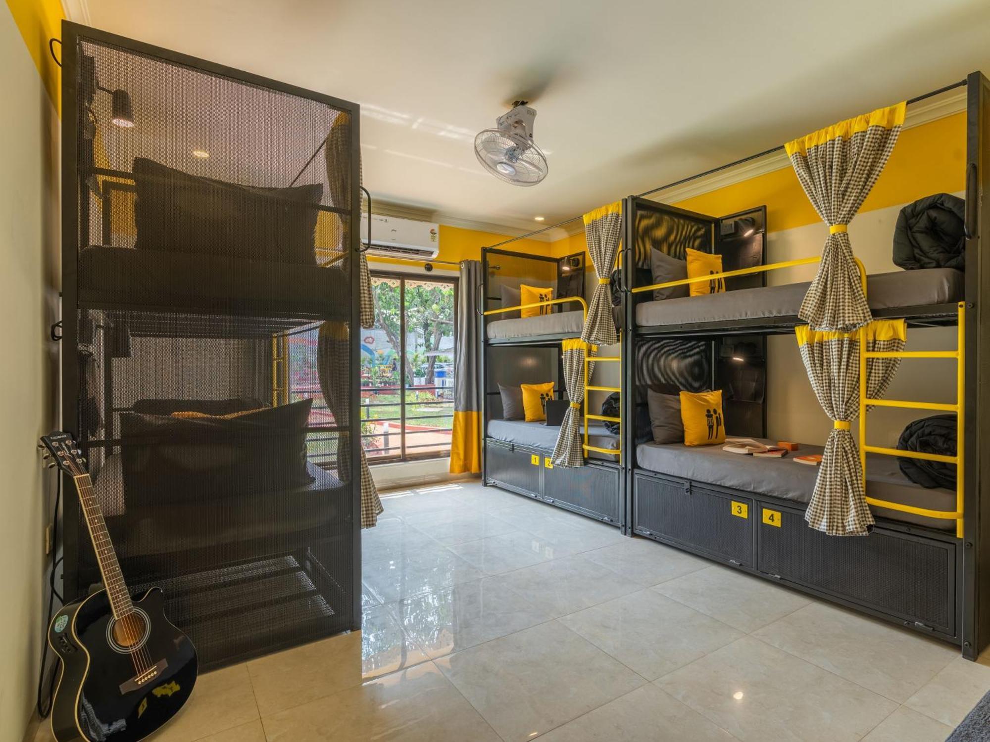 The Hosteller Lonavala, City Centre Buitenkant foto