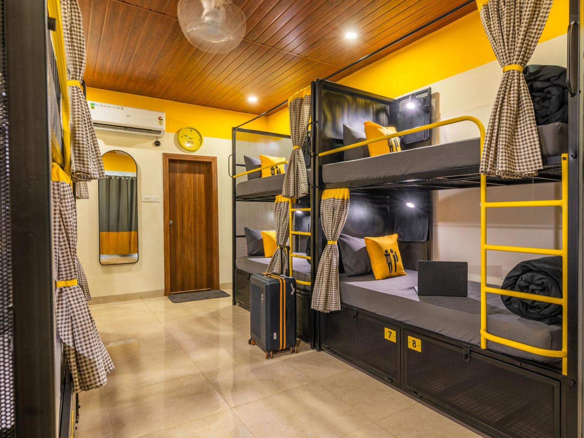 The Hosteller Lonavala, City Centre Buitenkant foto